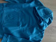 Kapuzenpullover hellblau